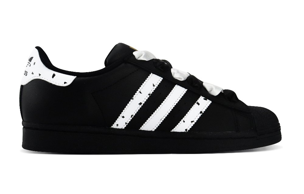 Adidas Originals SUPERSTAR Anti-Slip And Wear-Resistant Lightweight Low-Top Skateboard Shoes Unisex Black White