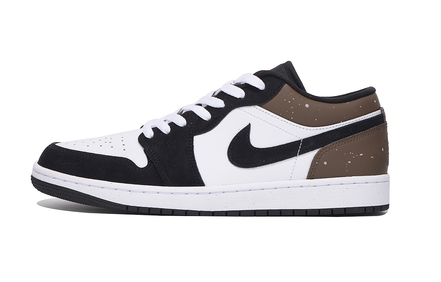 Jordan Air Jordan 1 Anti Slip Wear Resistant Low Top Vintage Basketball Shoes Unisex Black Brown купить в интернет-магазине Yoocart с быстрой доставкой по России.