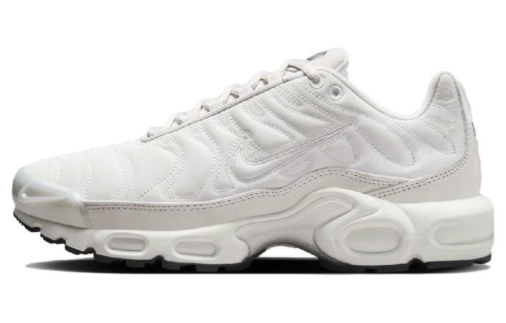 Nike Air Max Plus Повседневная обувь Низкие кеды Белые Женские