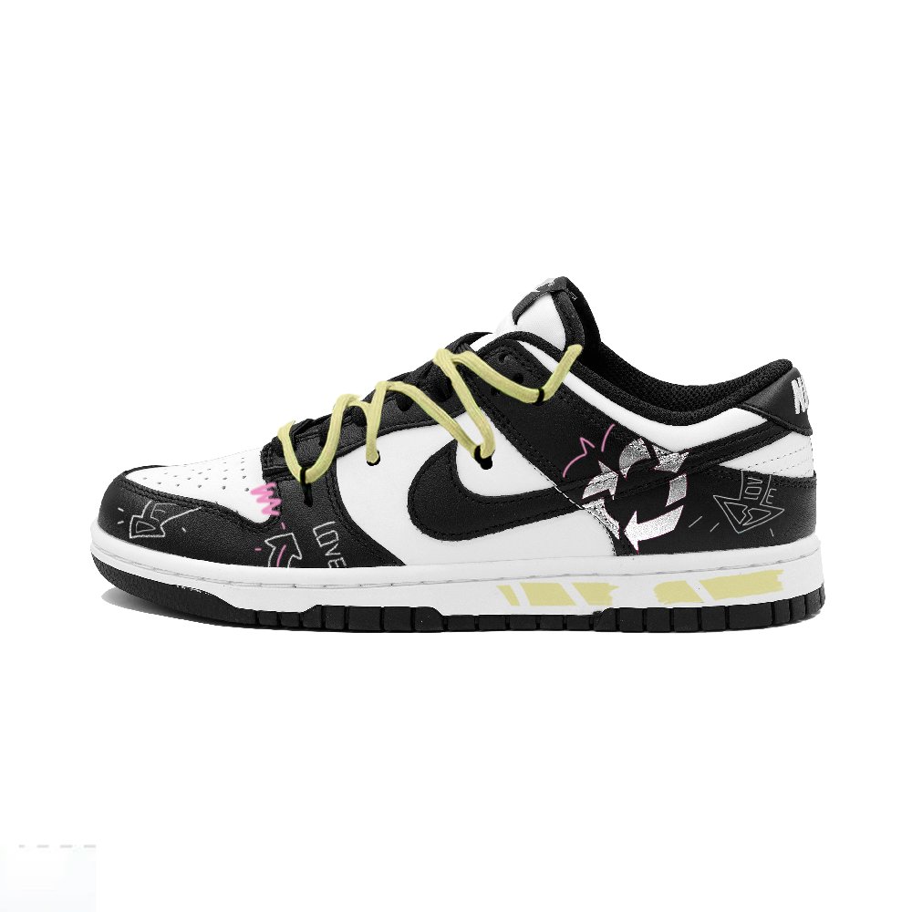 Nike Dunk Sweet Sugar Code Anti-Slip Wear-Resistant Low-Top Skateboard Shoes Women's Black White