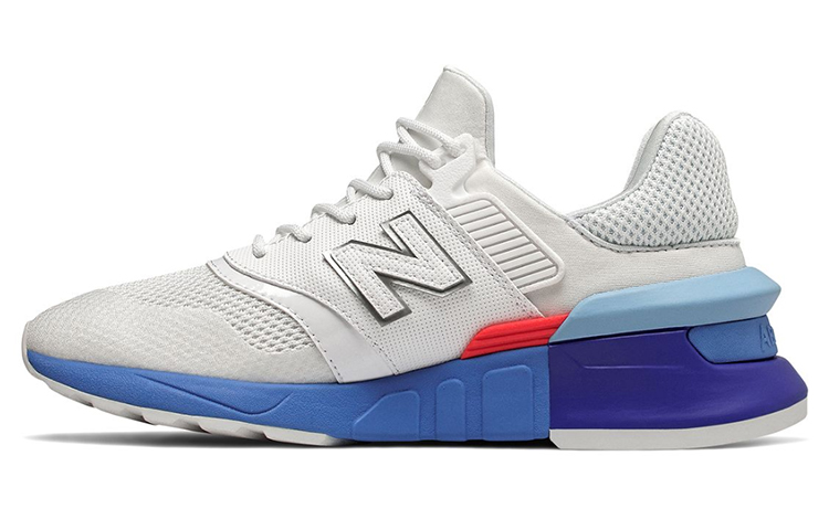 New Balance Беговые кроссовки с низким верхом для женщин