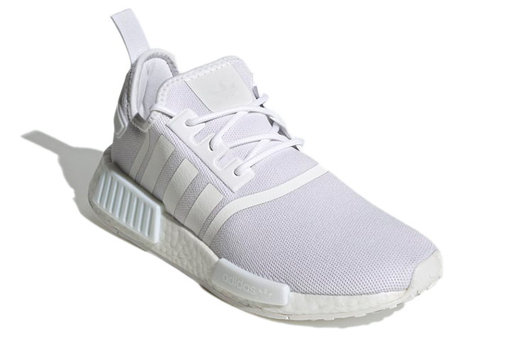Adidas Nmd R1 Primeblue Triple White купить в интернет-магазине Yoocart с быстрой доставкой по России.