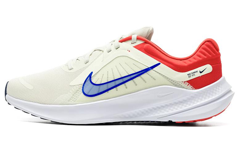 NIKE Quest 5 Беговые кроссовки Низкие Бежево-красные Мужские
