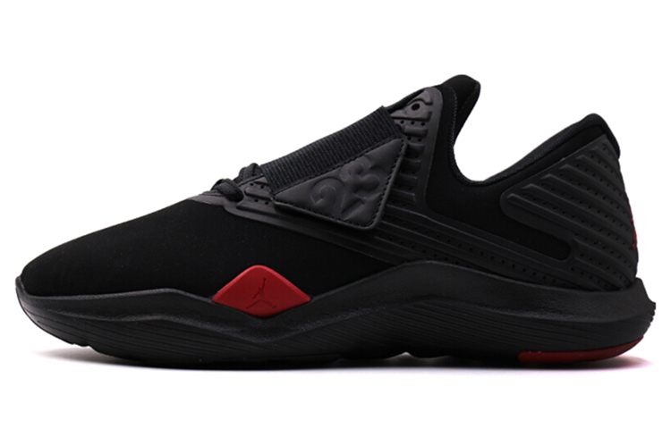 Air Jordan Relentless 'Bred'