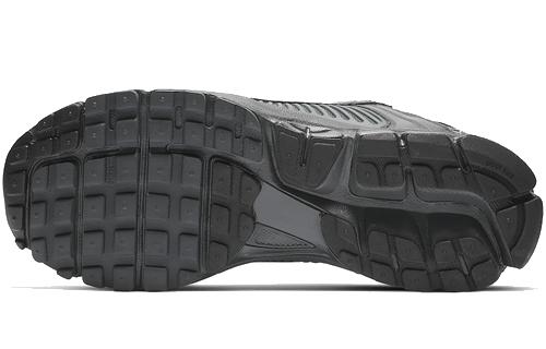 Nike Air Zoom Vomero 5 'Anthracite' купить в интернет-магазине Yoocart с быстрой доставкой по России.