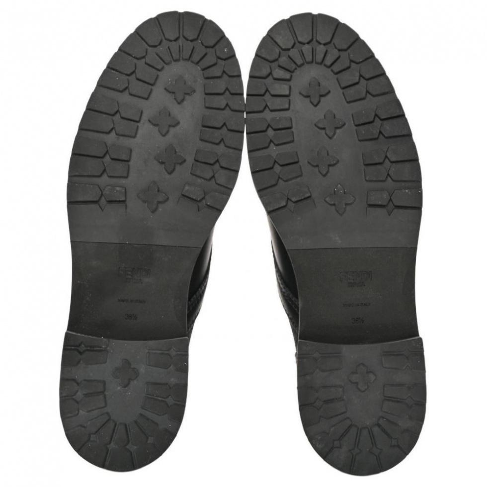 FENDI Rockoko Ff Motif Combat Boots Women's купить в интернет-магазине Yoocart с быстрой доставкой по России.