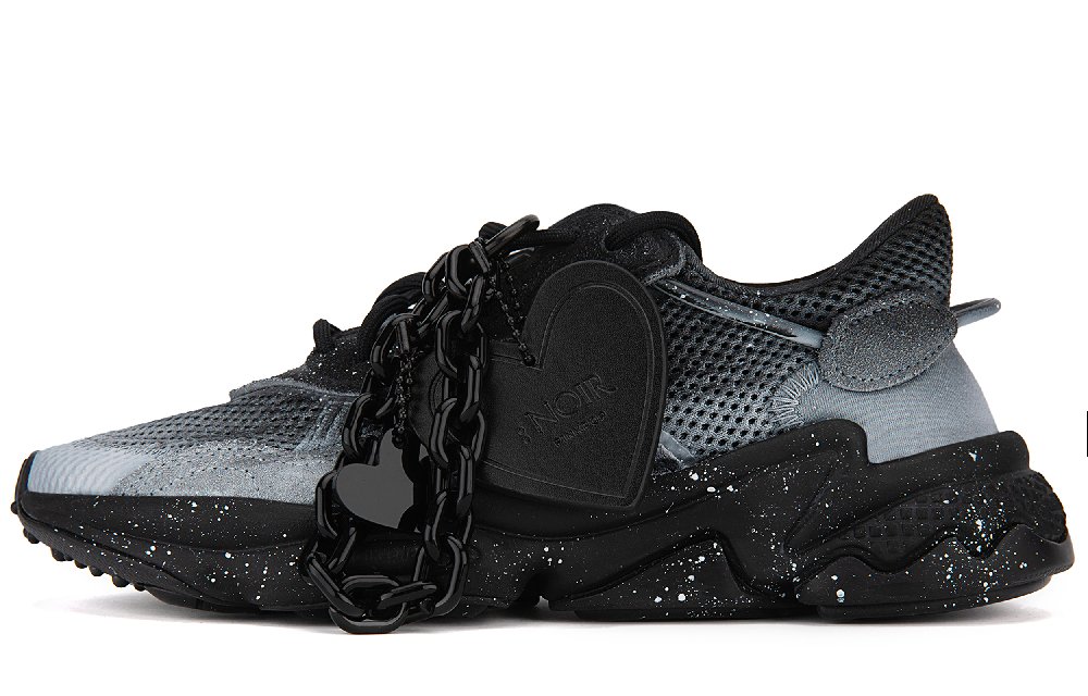 Adidas Originals Ozweego Anti-Slip And Wear-Resistant Lightweight Low-Top Chunky Sneakers Unisex Black Silver