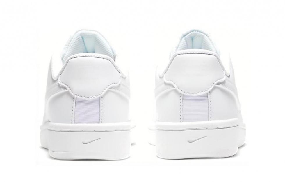 Nike Court Royale 2 Low Triple White Women's купить в интернет-магазине Yoocart с быстрой доставкой по России.