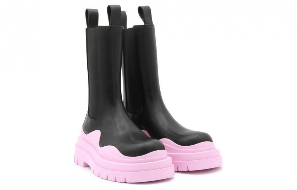 Bottega Veneta Tire Chelsea Boots Women's купить в интернет-магазине Yoocart с быстрой доставкой по России.