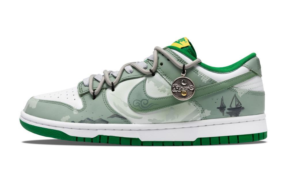 Nike Dunk Skateboard Shoes Men Low-Top Gray