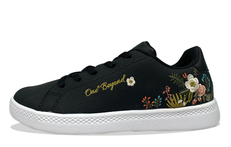 361° Slip Resistant Low Top Skateboard Shoes Women's Black White