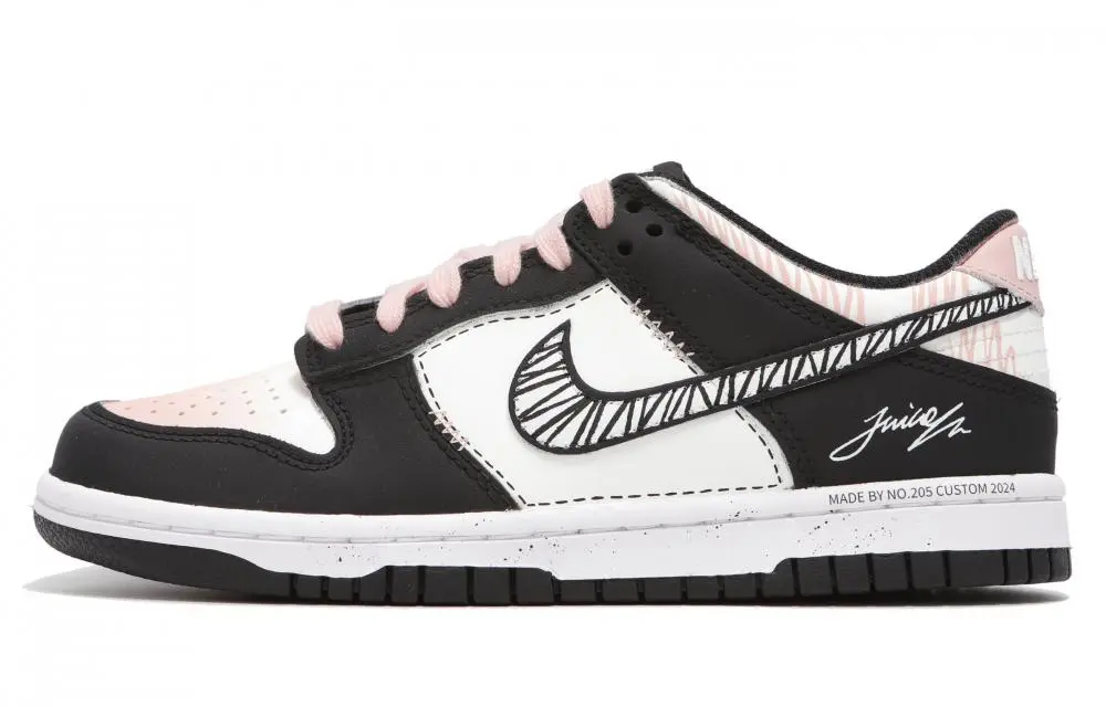 Nike Dunk Abrasion Resistant Low top Skateboard Shoes Unisex Black Pink White