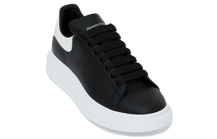 Alexander McQueen Oversized Sneaker 'Black White' купить в интернет-магазине Yoocart с быстрой доставкой по России.