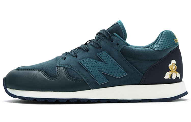 New Balance The Beast X New Balance 520 Sneakers Blue Women's