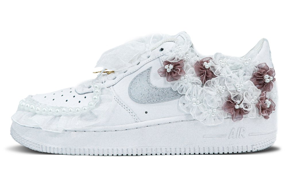Nike Air Force 1 Slip Resistant Low Top Skateboard Shoes Women's White