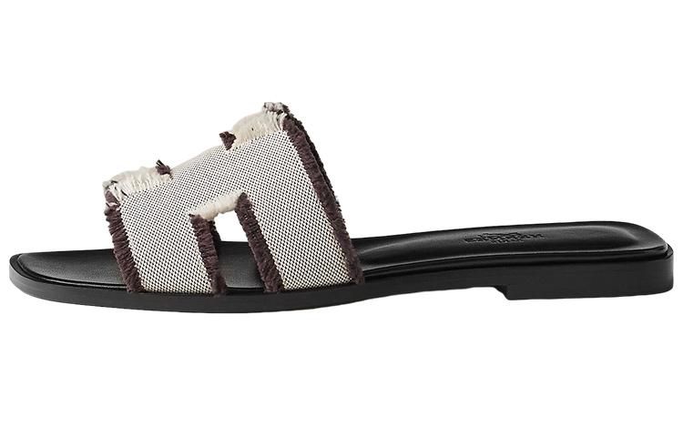 HERMES Oran Sandal Prunoir Canvas