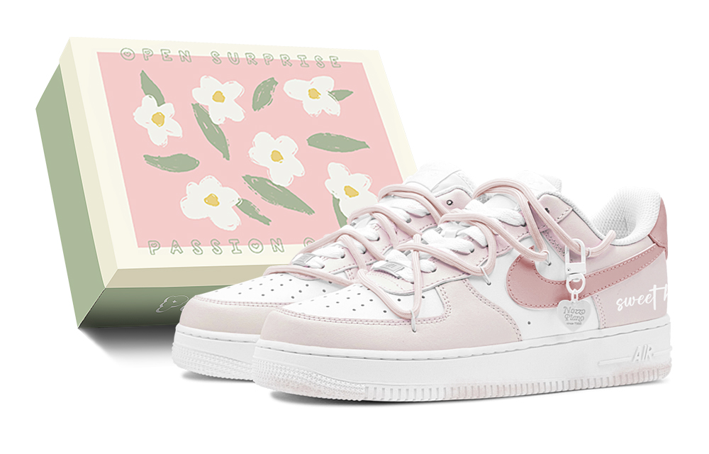 Nike Air Force 1 Low Top Skateboard Shoes GS Yellow White