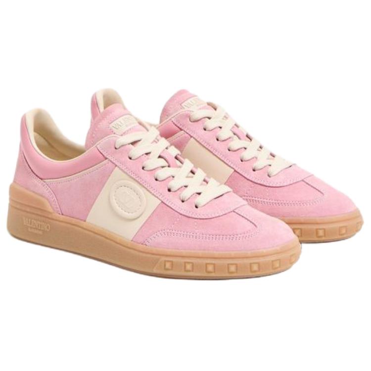 Valentino Garavani Upvillage Lace Up Sneakers Women's купить в интернет-магазине Yoocart с быстрой доставкой по России.