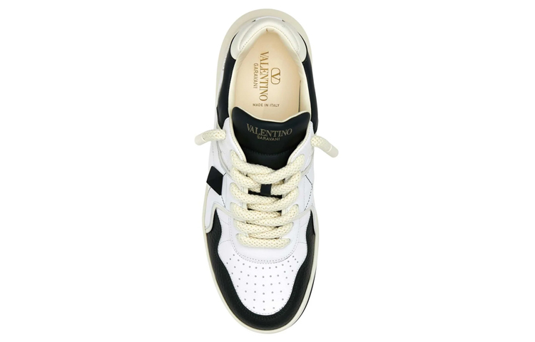 Valentino One Stud Low top Skateboard Shoes Men's White купить в интернет-магазине Yoocart с быстрой доставкой по России.