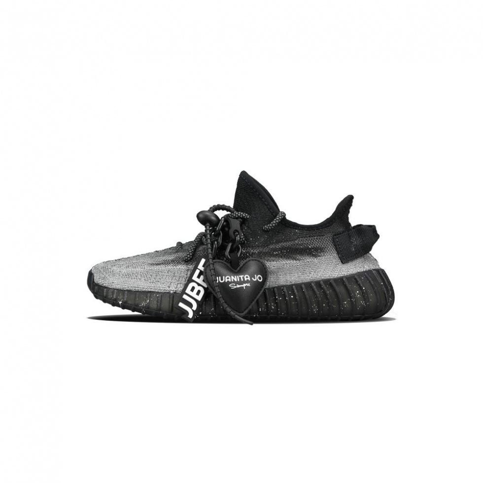 Adidas Originals Yeezy Boost 350 V2 Breathable Moisture Wicking Coverage Low Top Casual Shoes Unisex Black Silver