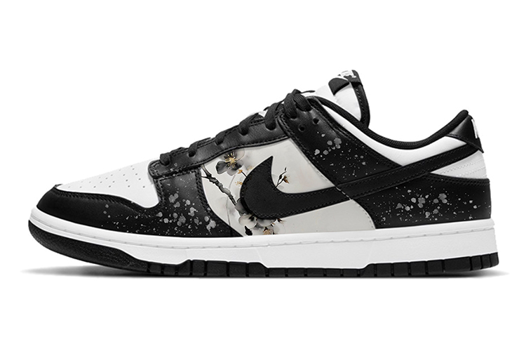 Nike Dunk Anti-Slip Wear-Resistant Low-Top Skateboard Shoes Men's Black White