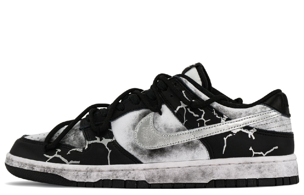 Nike Dunk Anti Slip Wear Resistant Low Top Skateboard Shoes Men's Black White