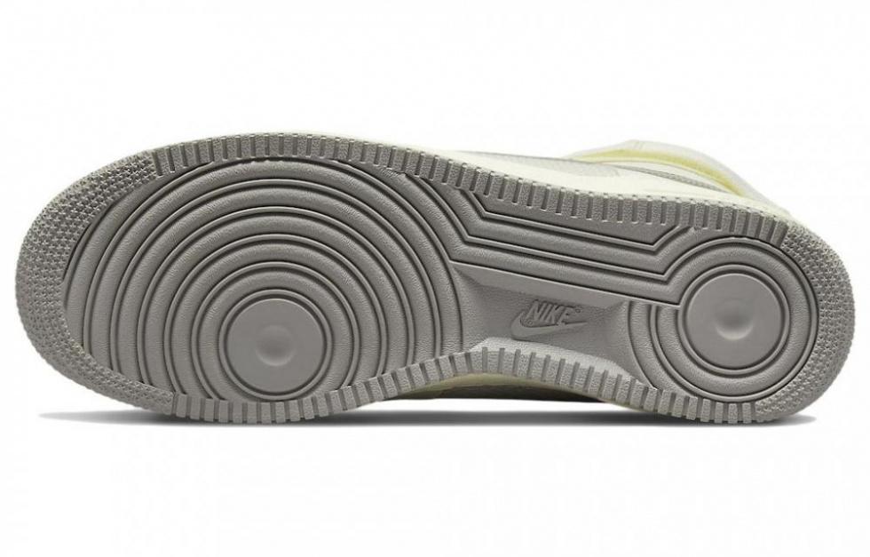 Nike Air Force 1 High '07 LV8 Vintage Sail Medium Grey купить в интернет-магазине Yoocart с быстрой доставкой по России.