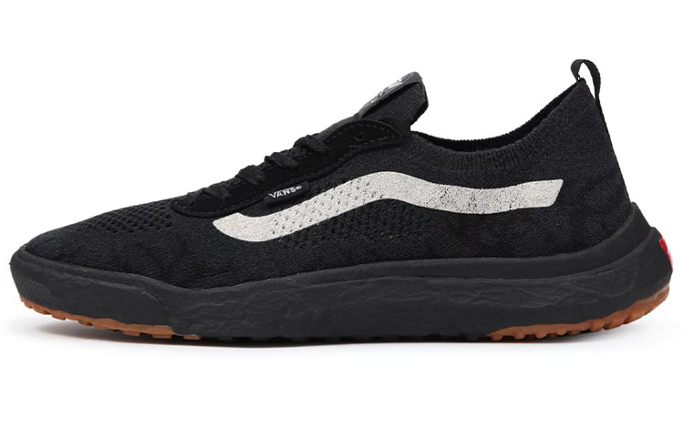 Vans UltraRange VR3 'Black Gum'