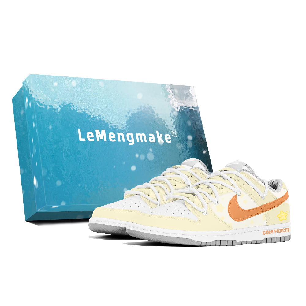 Nike Dunk Low Top Skateboard Shoes Women's Yellow