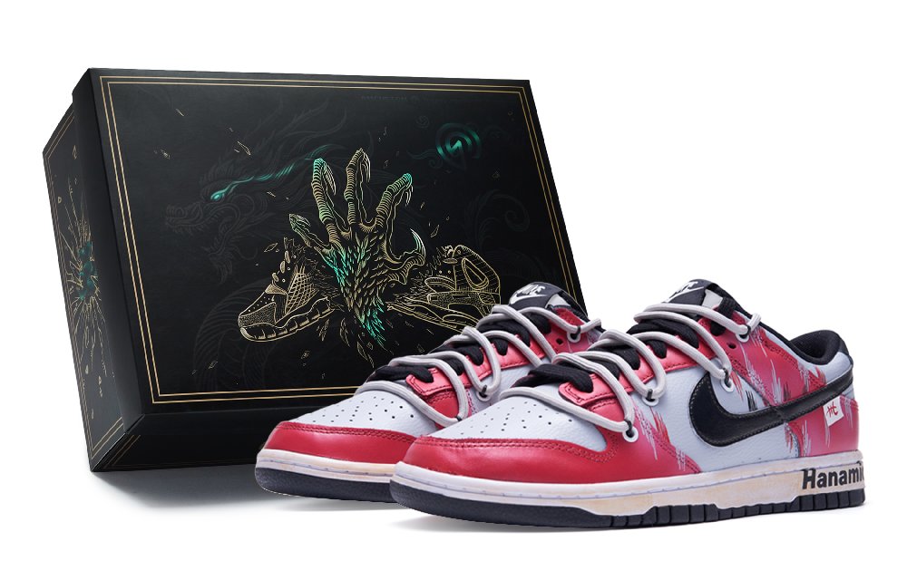Nike Dunk Low Top Skateboard Shoes GS White Red