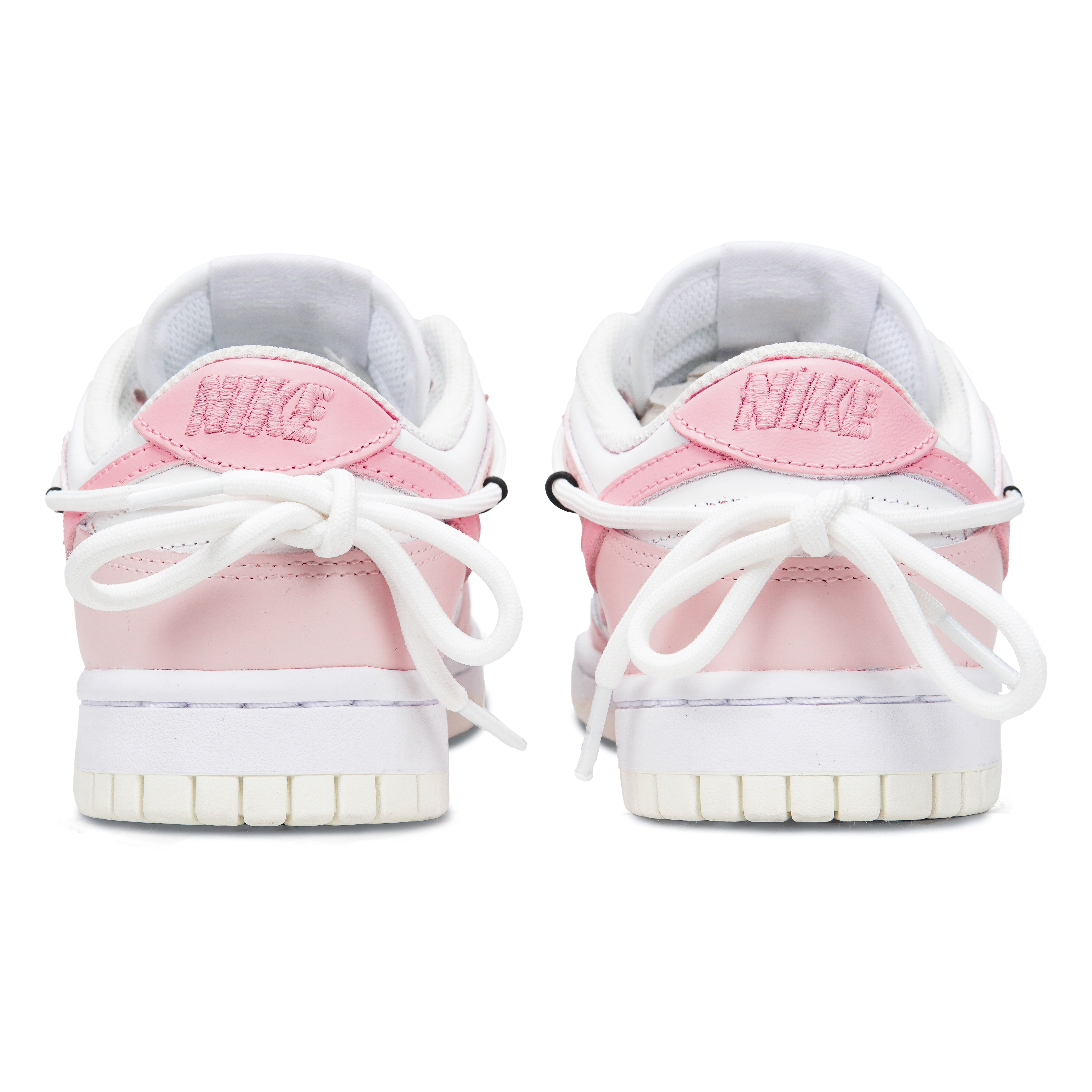 Nike Dunk Low Top Skateboard Shoes Women's Light Pink купить в интернет-магазине Yoocart с быстрой доставкой по России.