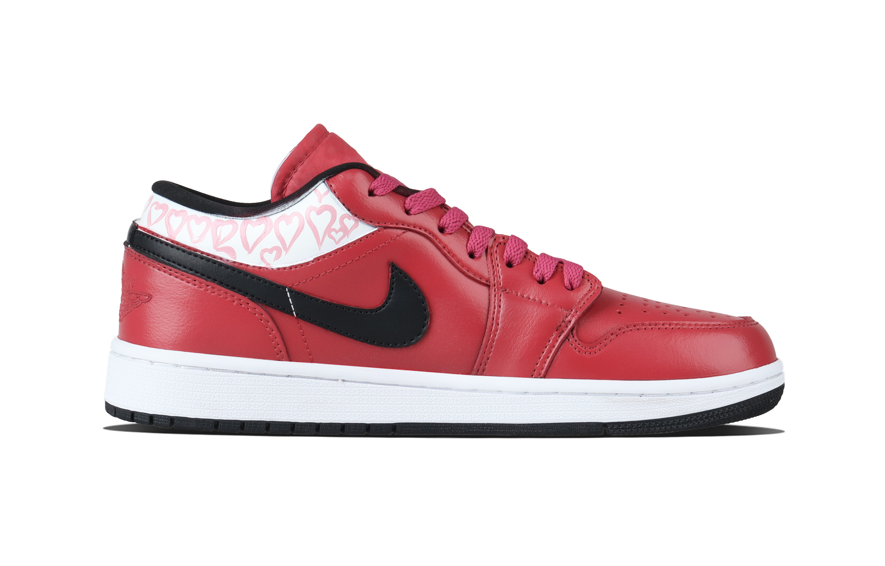 Jordan Air Jordan 1 Romantic Heartprints Low top Skateboard Shoes Unisex Red Pink купить в интернет-магазине Yoocart с быстрой доставкой по России.