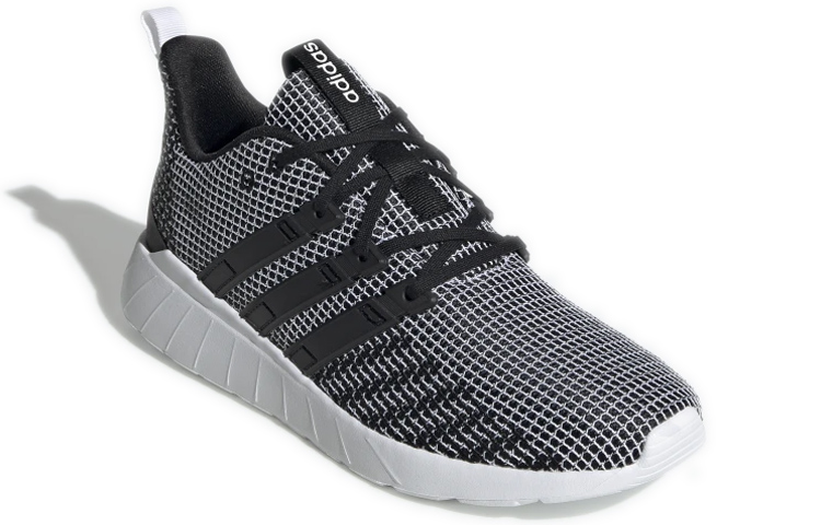 Adidas Questar Flow 'Core Black' купить в интернет-магазине Yoocart с быстрой доставкой по России.