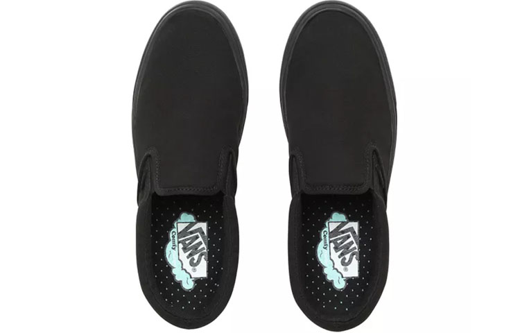 Vans Comfycush Slip on Black купить в интернет-магазине Yoocart с быстрой доставкой по России.