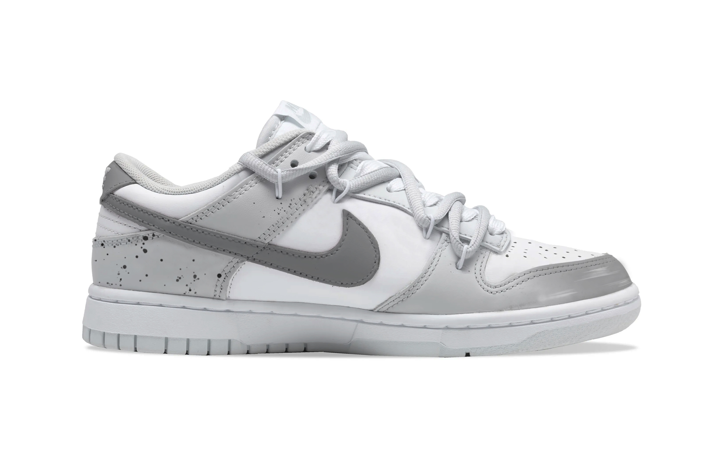 Nike Dunk Mechanical Armor Abrasion Resistant Low Top Skateboard Shoes Unisex Gray White купить в интернет-магазине Yoocart с быстрой доставкой по России.