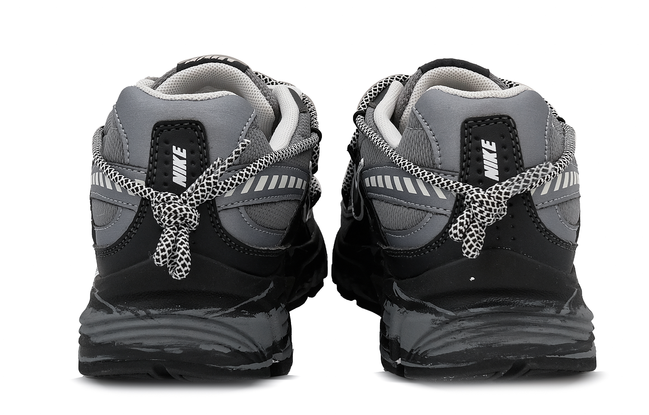 Nike Initiator Abrasion Resistant Low top Running Shoes Unisex Black купить в интернет-магазине Yoocart с быстрой доставкой по России.