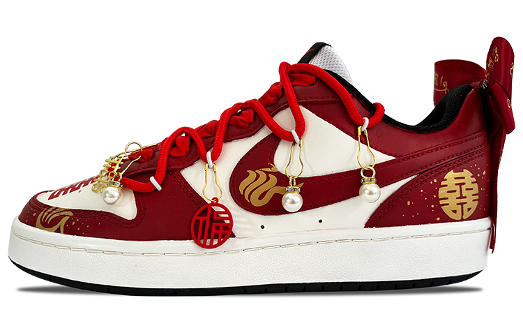Nike Court Borough Skateboard Shoes Women's Low-Top Burgundy/Gold