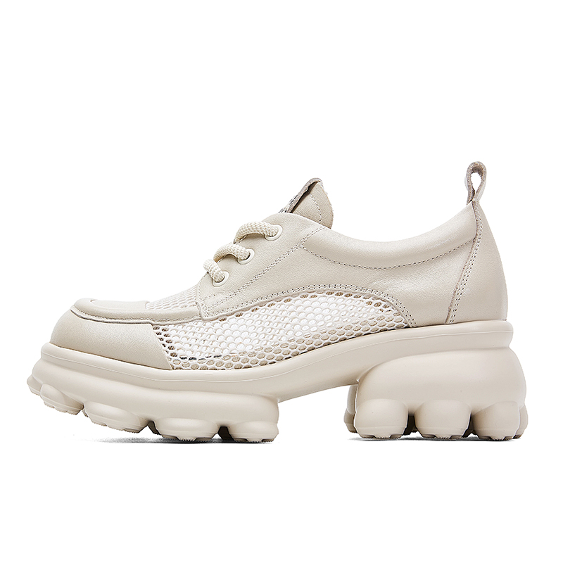 JEEP SPIRIT Loafers Women's Beige купить в интернет-магазине Yoocart с быстрой доставкой по России.