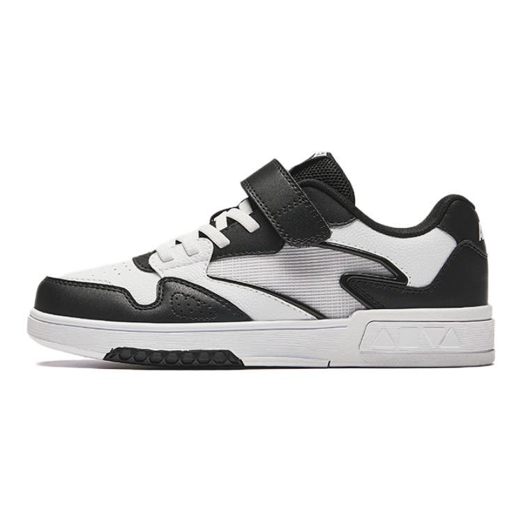 Antakids Abrasion Resistant Breathable Low Top Kids' Skateboarding Shoes Black White Teenagers