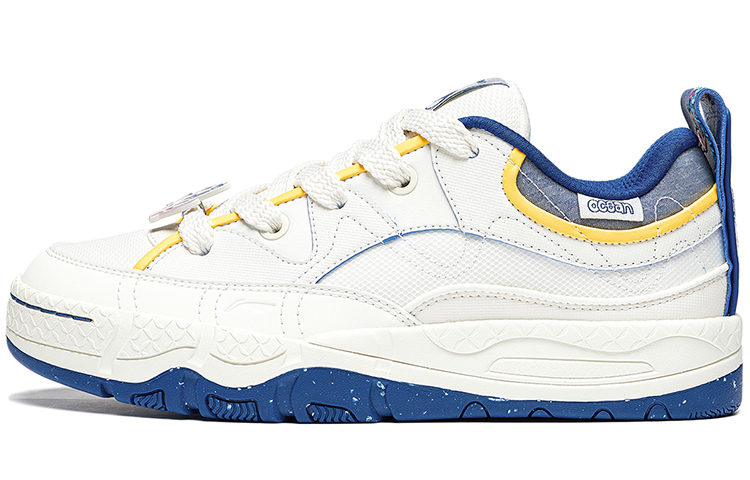 LiNing CF Tracing, Reputation 3 Cushioning, Wear Resistant Low top Sports Casual Shoes Men's White Blue
