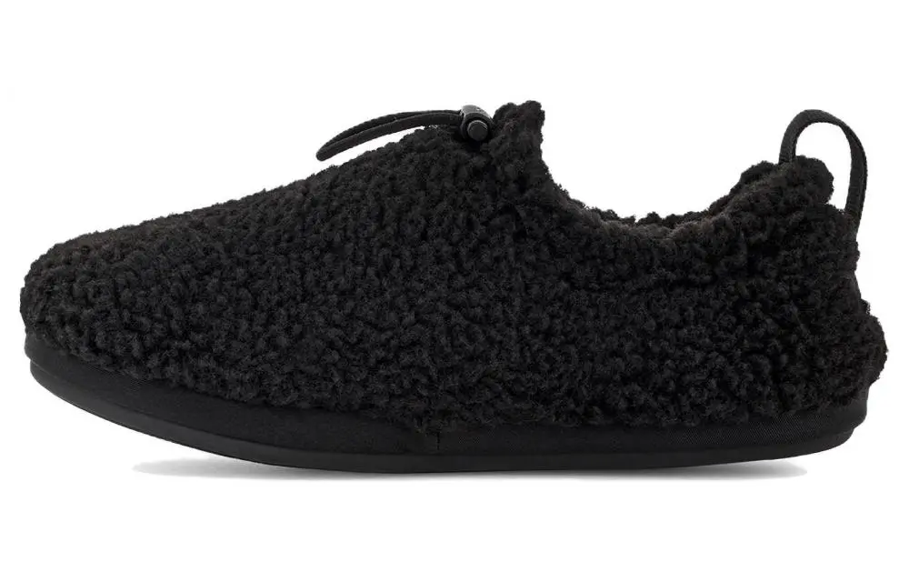 UGG Plushy Slipper 'Black' Women's