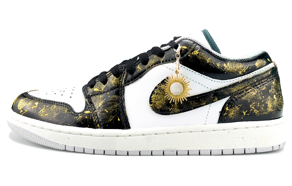 Jordan Air Jordan 1 Abrasion Resistant Low Top Vintage Basketball Shoes Men's Black Gold