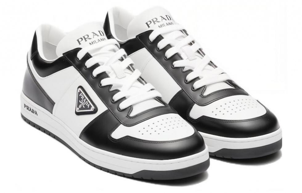 PRADA Downtown Leather 'White Black' купить в интернет-магазине Yoocart с быстрой доставкой по России.