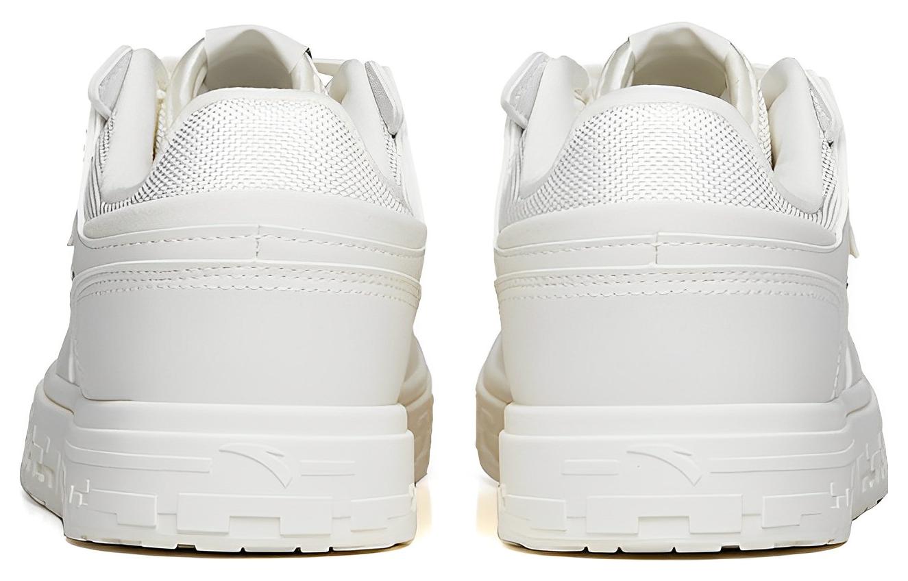 Anta Street Play 2 Street Tough 2.0 Anti Slip Wear Resistant Low Top Skateboard Shoes Women's White купить в интернет-магазине Yoocart с быстрой доставкой по России.