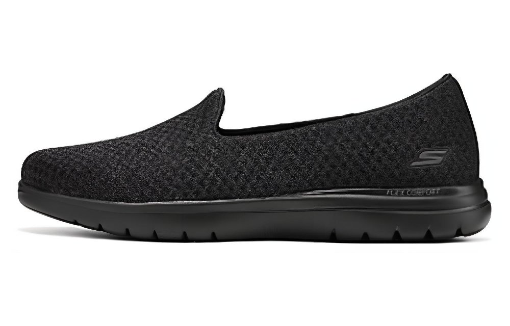 Skechers Breathable Lightweight Low-Top Casual Shoes Women's Black