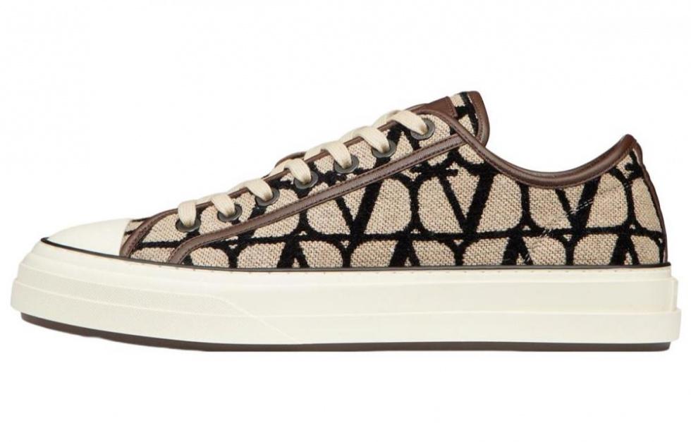 Valentino TOTALOOP Low Top Stylish Skateboarding Shoes Men's Beige Black