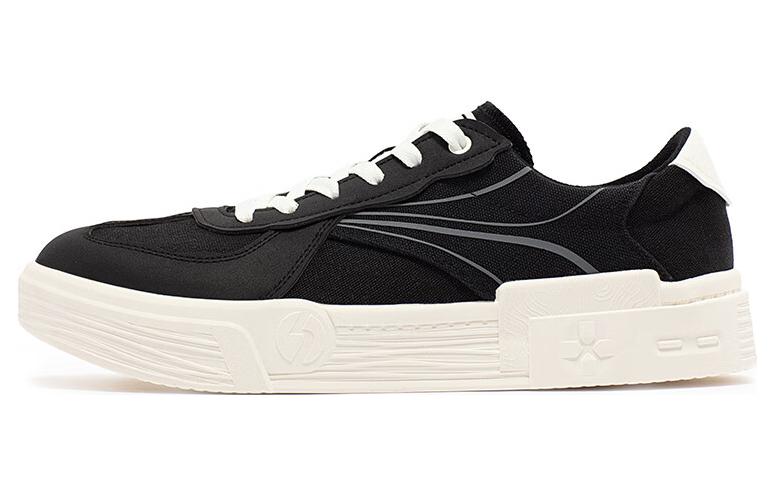 361° Anti Slip Wear Resistant Low Top Skateboard Shoes Men's Black White