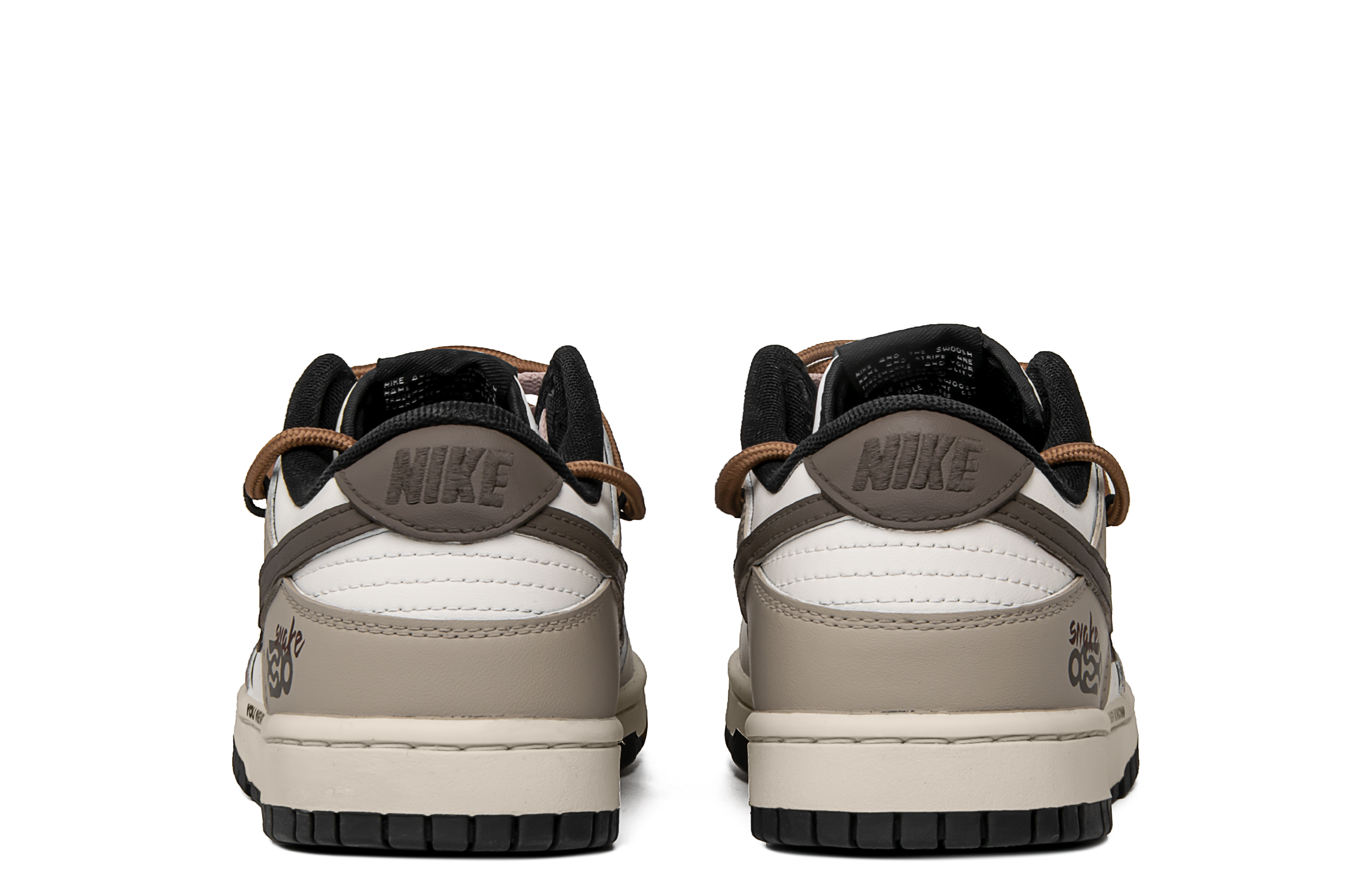Nike Dunk Snake Leaps Into A New Journey Anti Slip Wear Resistant Low Top Skateboard Shoes Men's White Brown купить в интернет-магазине Yoocart с быстрой доставкой по России.