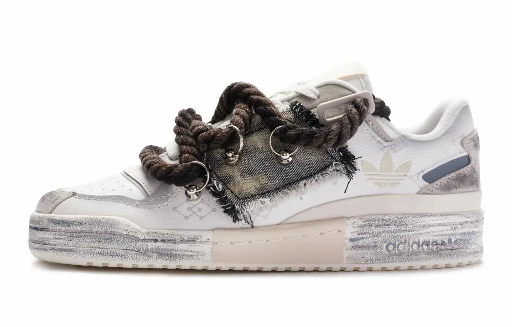 Adidas Originals FORUM Series Anti Slip Wear Resistant Low Top Skateboard Shoes Women's Beige White Black
