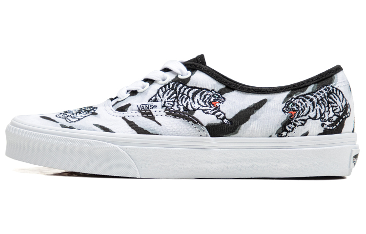 Vans Unisex Authentic Low Top Sneakers Black/White